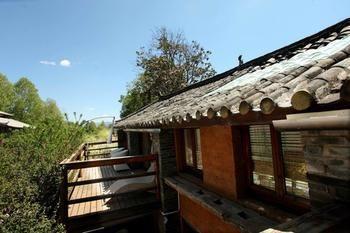 Haw Haw Inn Lijiang  Exteriör bild