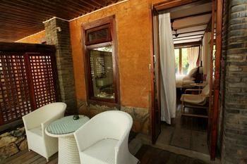 Haw Haw Inn Lijiang  Exteriör bild